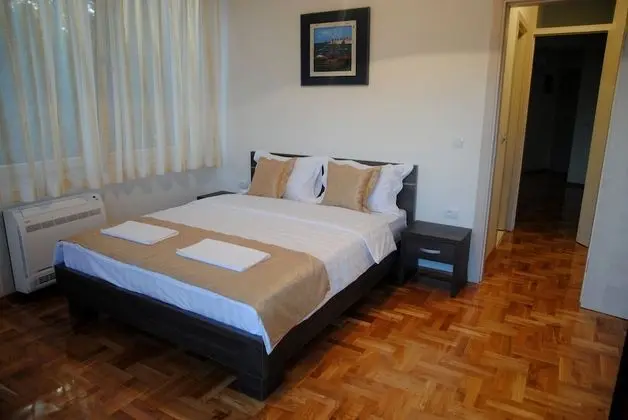 One-Bedroom Apartment with Balcony Sea View