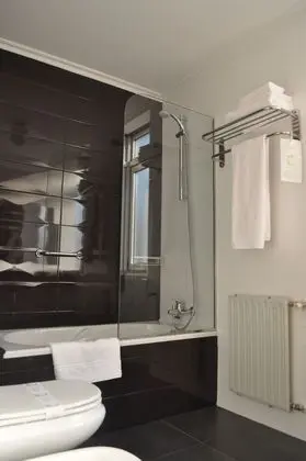 Standard Büyük Yataklı Tek Kişilik Oda