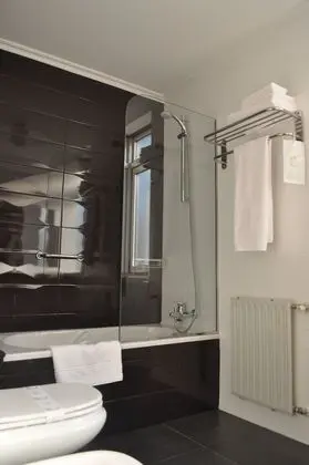Standard Tek Büyük veya İki Ayrı Yataklı Oda