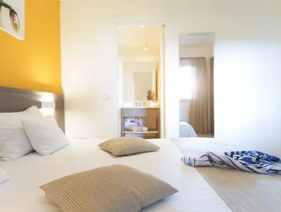 Superior Apart Daire, Deniz Manzaralı