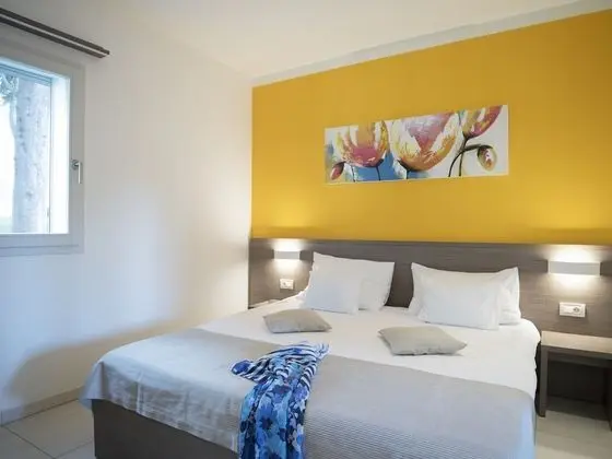 Superior Apart Daire, Deniz Manzaralı