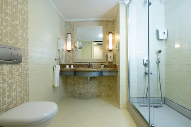 https://images.etstur.com/imgproxy/resize/2560x1440/files/images/hotelImages/etsrooms/541/Crystal_Admiral_Aqua_Collection_20260211140244_0.jpg
