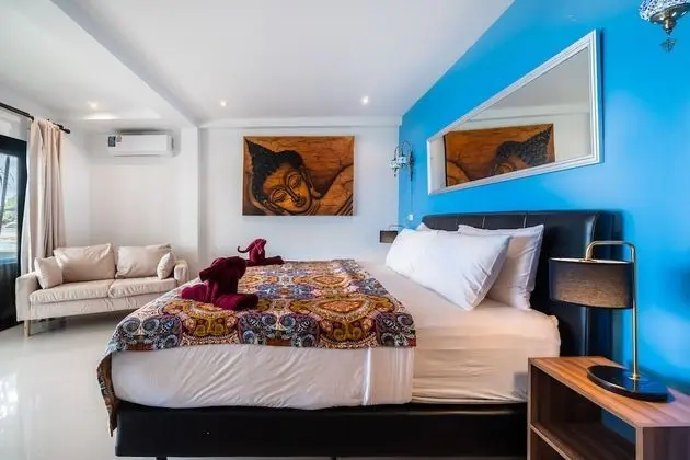 Deluxe Beachfront Room
