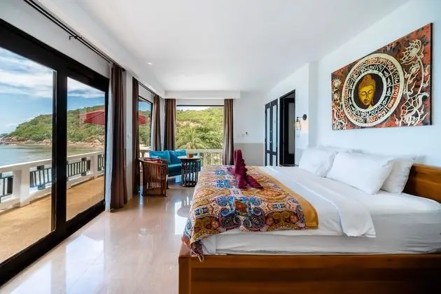 Grand Seaview Room