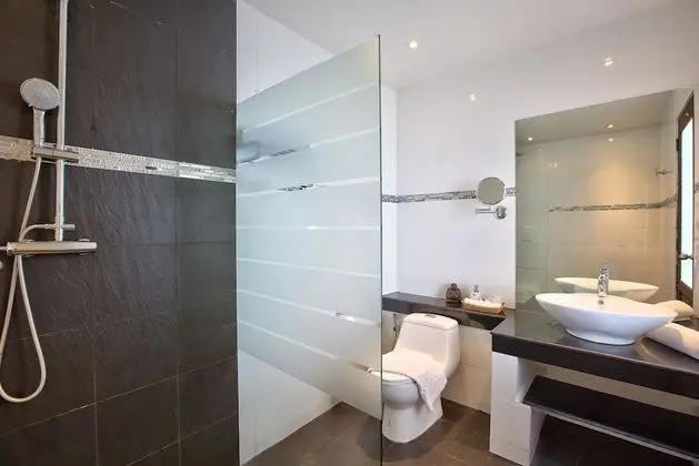 Grand Seaview Room
