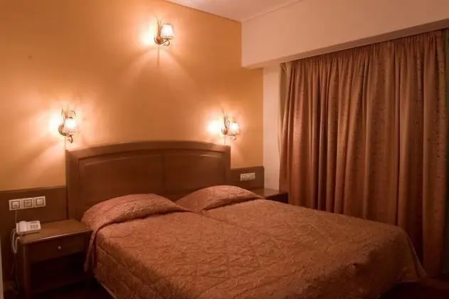 Tek Büyük veya İki Ayrı Yataklı Oda