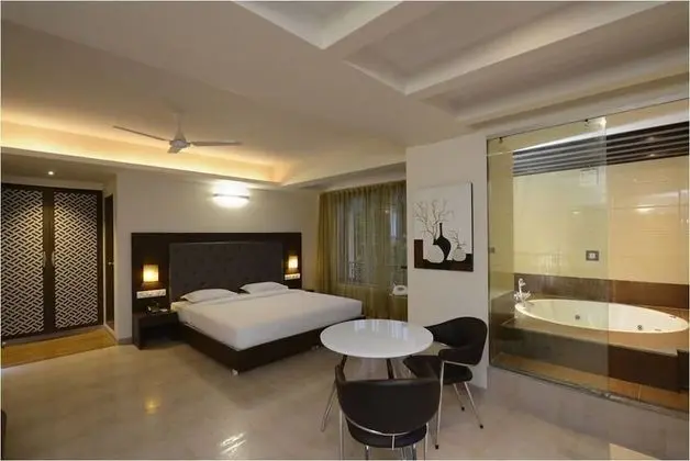 Luxury Tek Büyük Yataklı Oda, 1 Yatak Odası, Sigara İçilebilir, Jakuzi