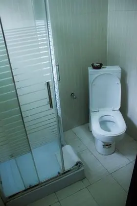Standard Oda, 1 Büyük (Queen) Boy Yatak