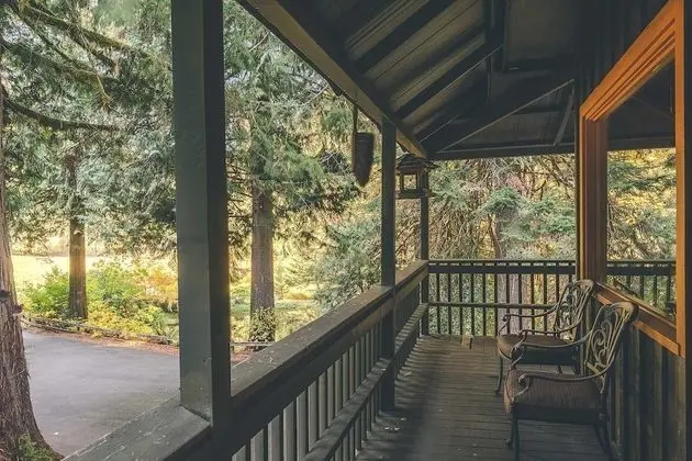 Kulübe, Birden Çok Yatak (Crystal Creek Chalet)