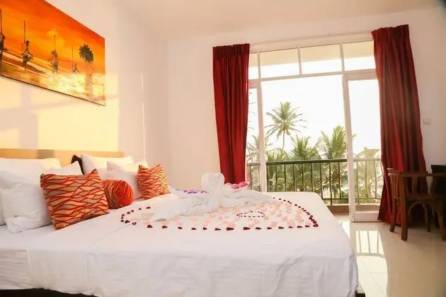 Deluxe Tek Büyük Yataklı Oda, Balkon, Plaj Manzaralı