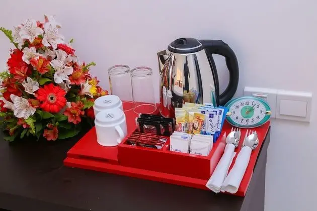 Deluxe Tek Büyük Yataklı Oda, Balkon, Plaj Manzaralı