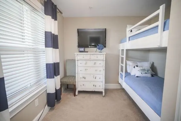 Daire, 3 Yatak Odası, Denize Sıfır (Crystal Dunes 205)