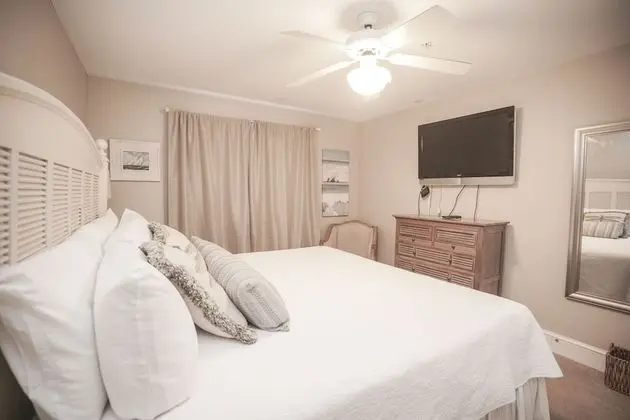 Daire, 3 Yatak Odası, Denize Sıfır (Crystal Dunes 205)