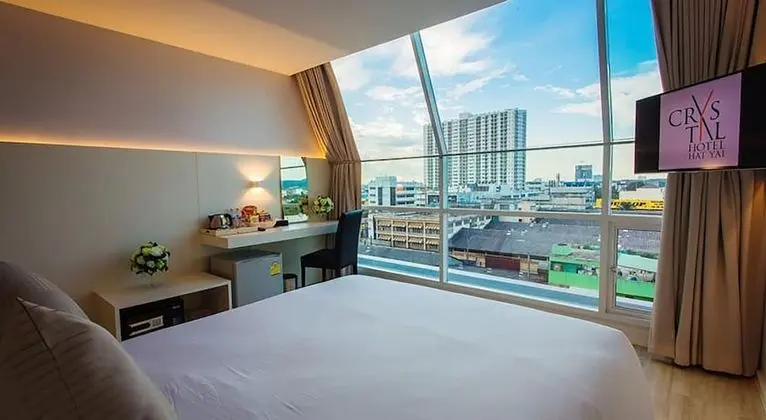 Skyline Suite Mountain View