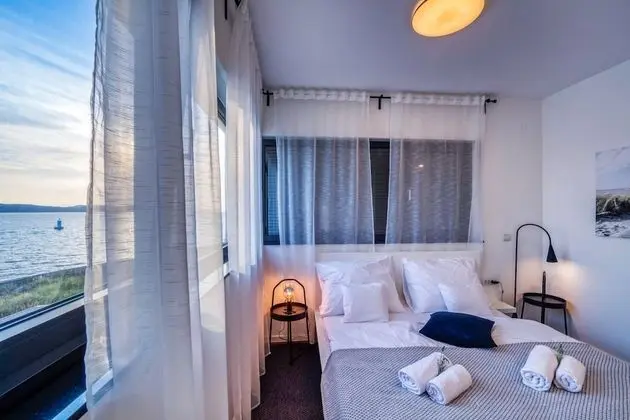 Panoramic Apart Daire, 3 Yatak Odası, Kişiye Özel Havuzlu, Deniz Manzaralı