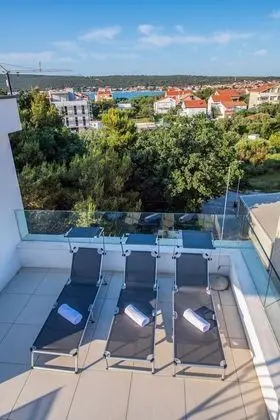 Panoramic Apart Daire, 3 Yatak Odası, Kişiye Özel Havuzlu, Deniz Manzaralı