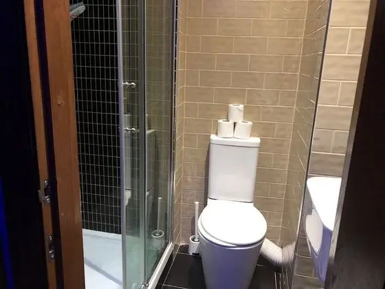 Tek Kişilik Oda, Özel Banyo