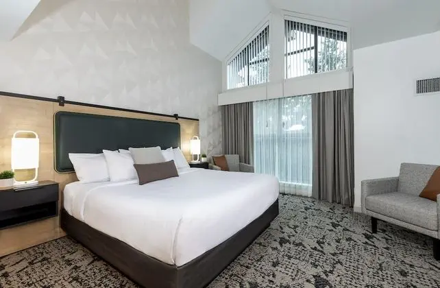 Deluxe Süit (1 Bedroom with Loft Suite)