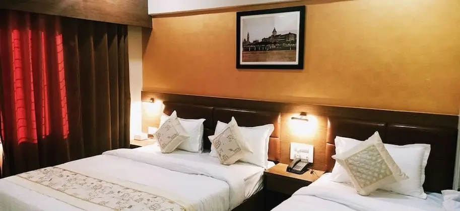 Deluxe Üç Kişilik Oda