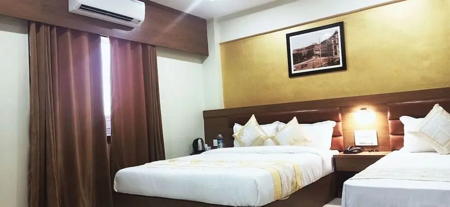 Deluxe Üç Kişilik Oda
