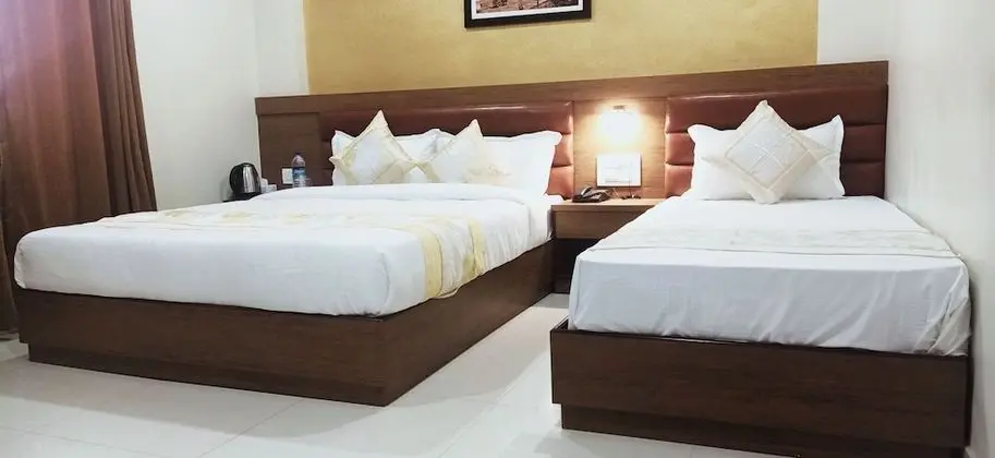 Deluxe Üç Kişilik Oda