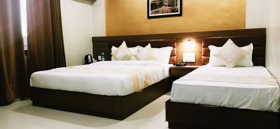 Deluxe Üç Kişilik Oda