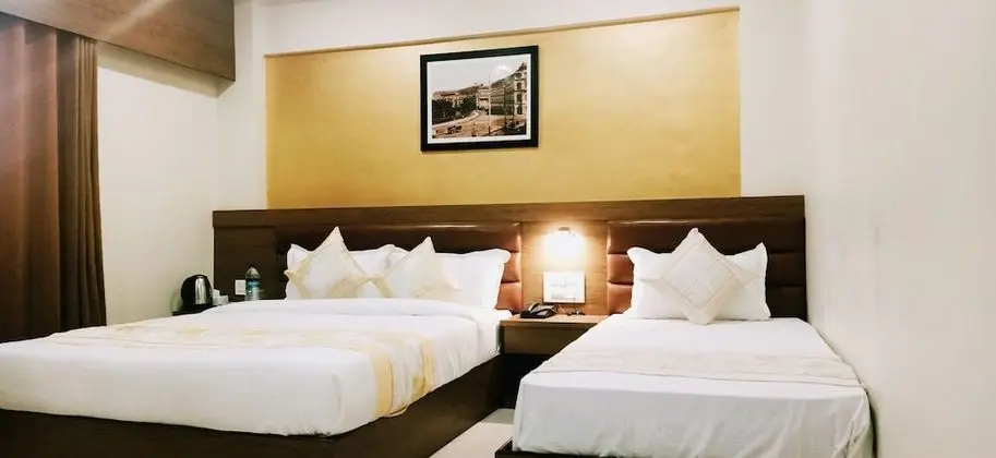 Deluxe Üç Kişilik Oda