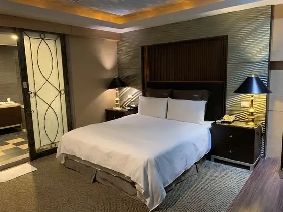 City Tek Büyük Yataklı Oda (No garage)