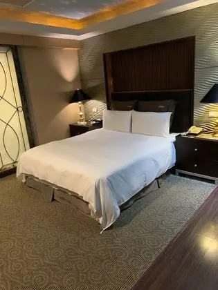 City Tek Büyük Yataklı Oda (No garage)