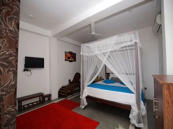 Standard Tek Büyük Yataklı Oda