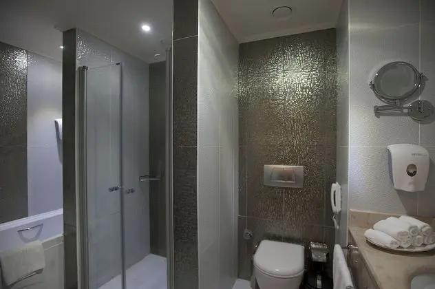 Standard Oda, Kısmi Deniz Manzaralı