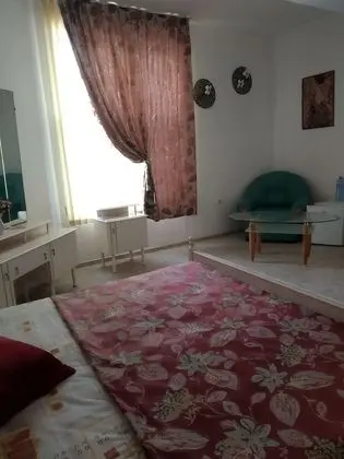 Deluxe Tek Büyük veya İki Ayrı Yataklı Oda, Balkon, Avlu Manzaralı