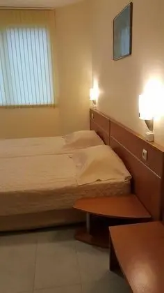 Economy Tek Büyük veya İki Ayrı Yataklı Oda, Balkon, Şehir Manzaralı