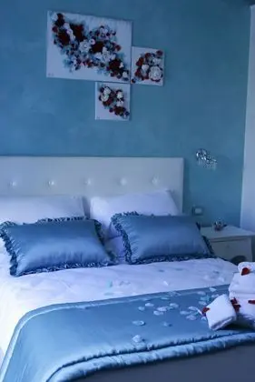 Deluxe Tek Büyük veya İki Ayrı Yataklı Oda