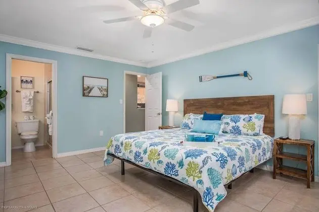 Daire (Crystal Sands & Seahorses Beach Villa)