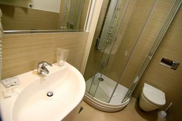 Deluxe İki Ayrı Yataklı Oda, 1 Yatak Odası, Engellilere Uygun, Bahçe Manzaralı