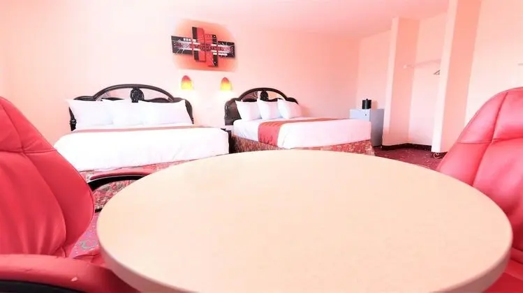 Premium Tek Büyük Yataklı Oda, 2 Büyük (Queen) Boy Yatak, Şömine