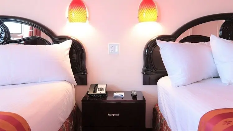 Premium Tek Büyük Yataklı Oda, 2 Büyük (Queen) Boy Yatak, Şömine