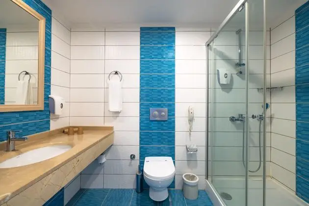 https://images.etstur.com/imgproxy/resize/2560x1440/files/images/hotelImages/etsrooms/527/Crystal_Tat_Beach_Pearl_Collection_20251204153430_0.jpg