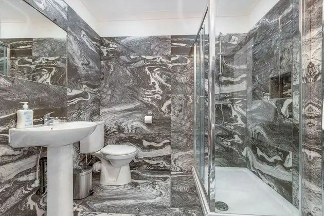 Luxury Ev, Özel Banyo