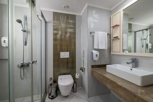 https://images.etstur.com/imgproxy/resize/2560x1440/files/images/hotelImages/etsrooms/521/Crystal_Waterworld_Aqua_Collection_20251130215924_1.jpg