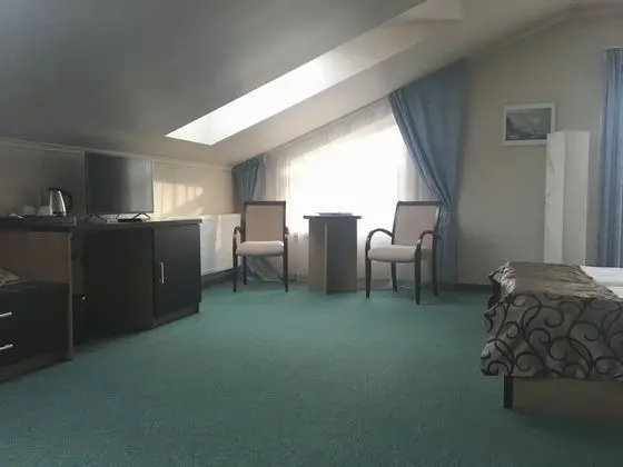 Superior Tek Büyük Yataklı Oda (Attic)