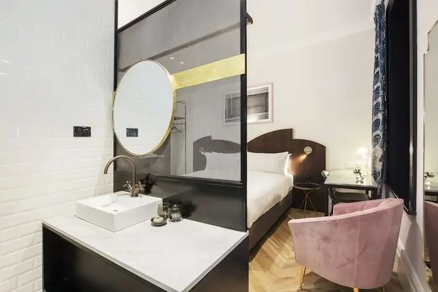 Comfort Tek Büyük Yataklı Oda, 1 En Büyük (King) Boy Yatak, Banyolu/Duşlu (Cosy)