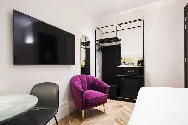 Comfort Tek Büyük Yataklı Oda, 1 En Büyük (King) Boy Yatak, Banyolu/Duşlu (Cosy)