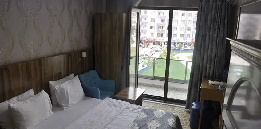 Standart Çift Kişilik Bahçe manzarası Oda(204)