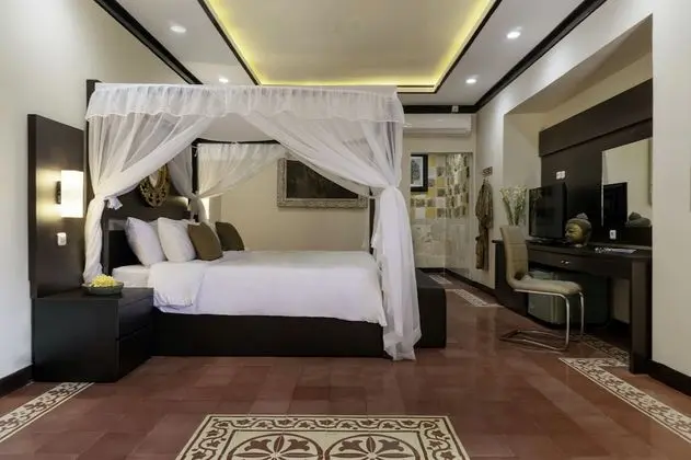 Villa (12 Bedrooms)
