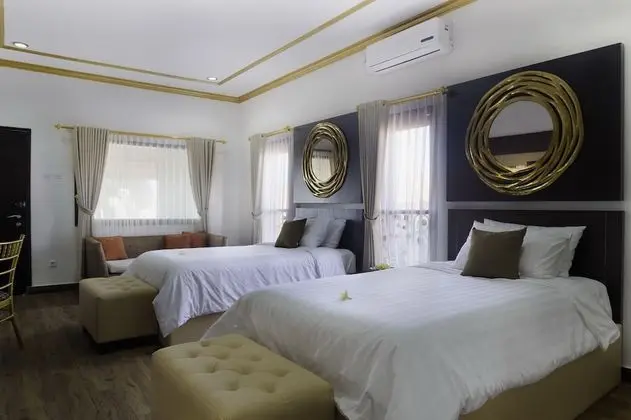 Villa (12 Bedrooms)