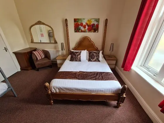 Family Oda (Bunk beds Room 5)