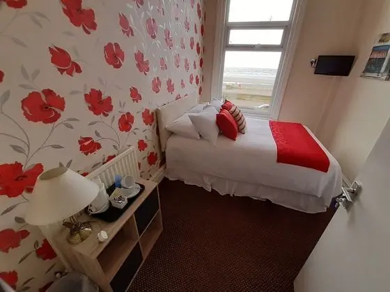 Tek Büyük Yataklı Oda, Deniz Manzaralı (Room 7)