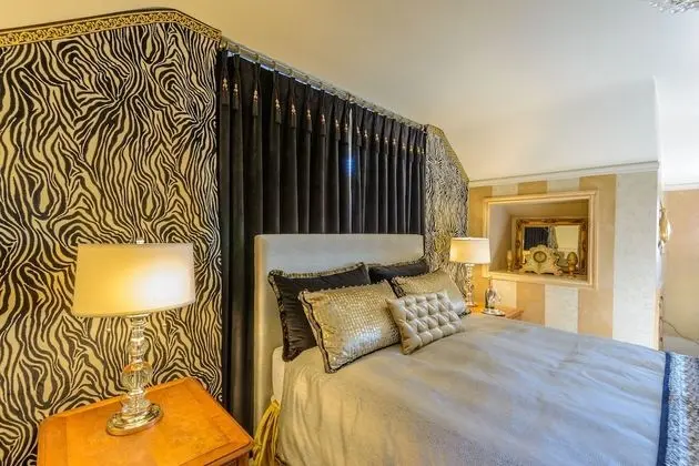 Luxury Süit, 1 Büyük (Queen) Boy Yatak, Şehir Manzaralı, Deniz Üstü (Patio & Double Jacuzzi)